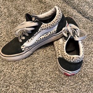 Vans Kids Sneakers in Black and White with Leopard Print